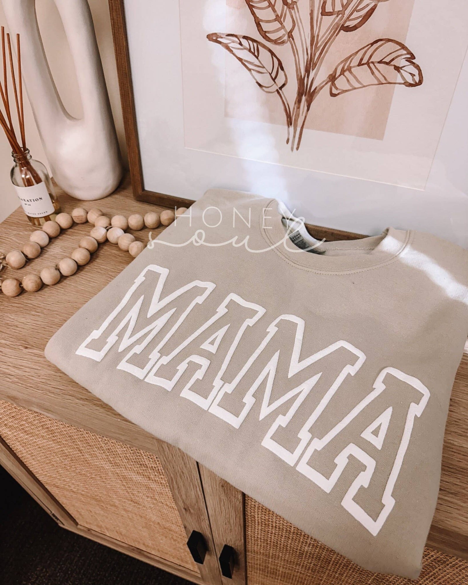 MAMA Puff Sand Graphic Sweatshirt